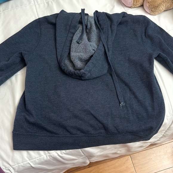 Aeropostale Hoodie - Picture 2 of 3